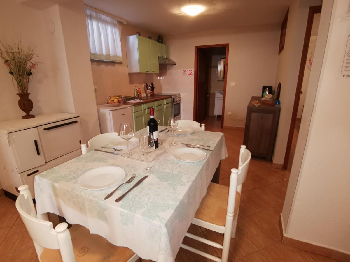 Apartmani Berber Babici Exteriér fotografie